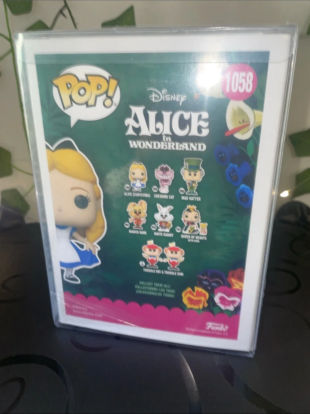 Funko Alice (Curtsying) Vinyl Figure - Blue, White & Blonde